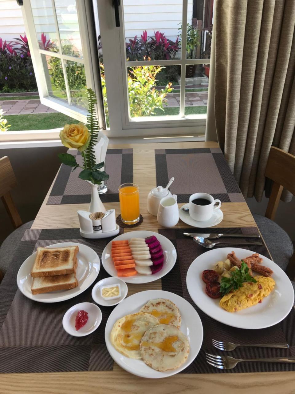 Silver Lake Hotel Nyaung Shwe Εξωτερικό φωτογραφία